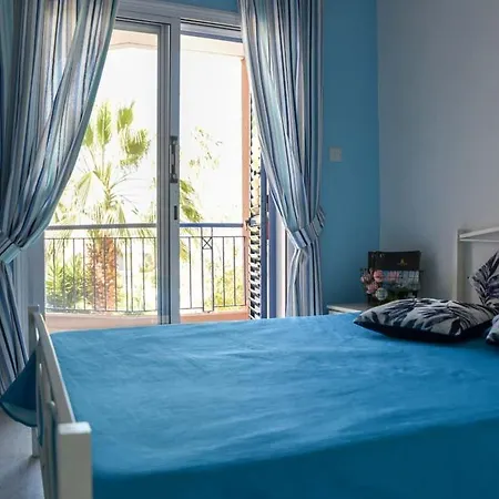 Paradise Gardens With A Large Terrace Apartment
