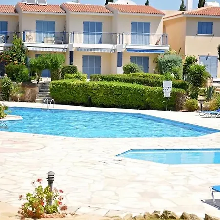 Paradise Gardens With A Large Terrace Apartment