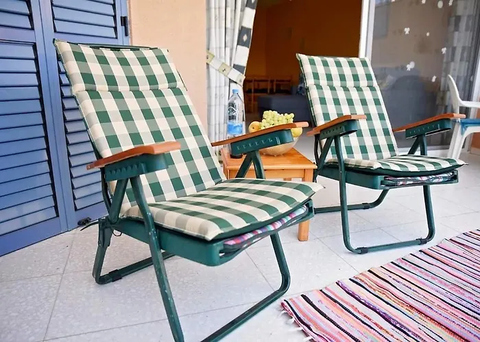 Paradise Gardens With A Large Terrace Daire Pafos