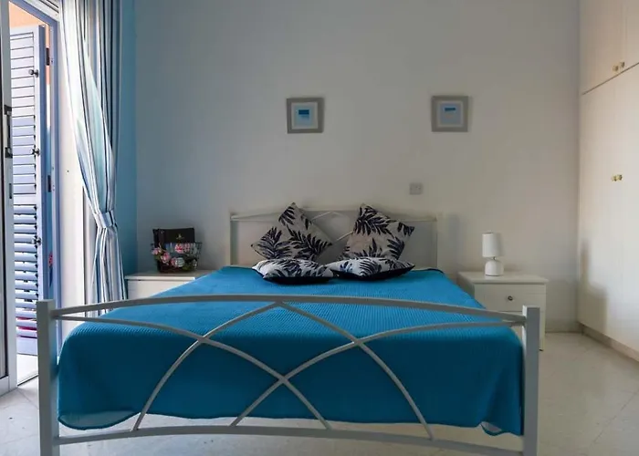 Paradise Gardens With A Large Terrace *