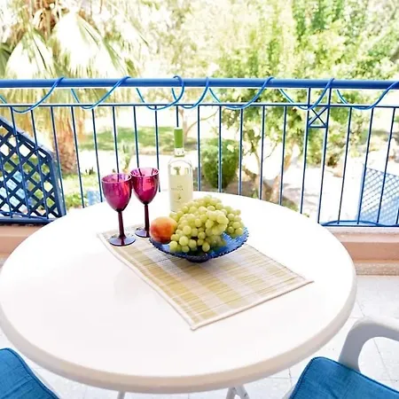 Paradise Gardens With A Large Terrace Apartament